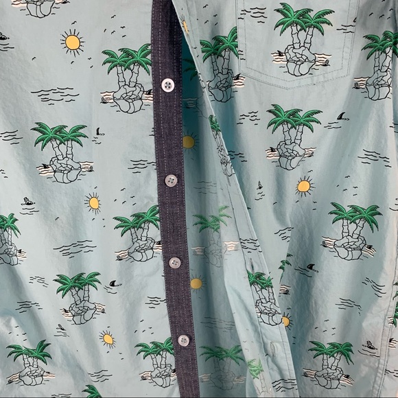 EIGHTY EIGHTGraphic Short Sleeve Casual ButtonDown - Picture 4 of 7